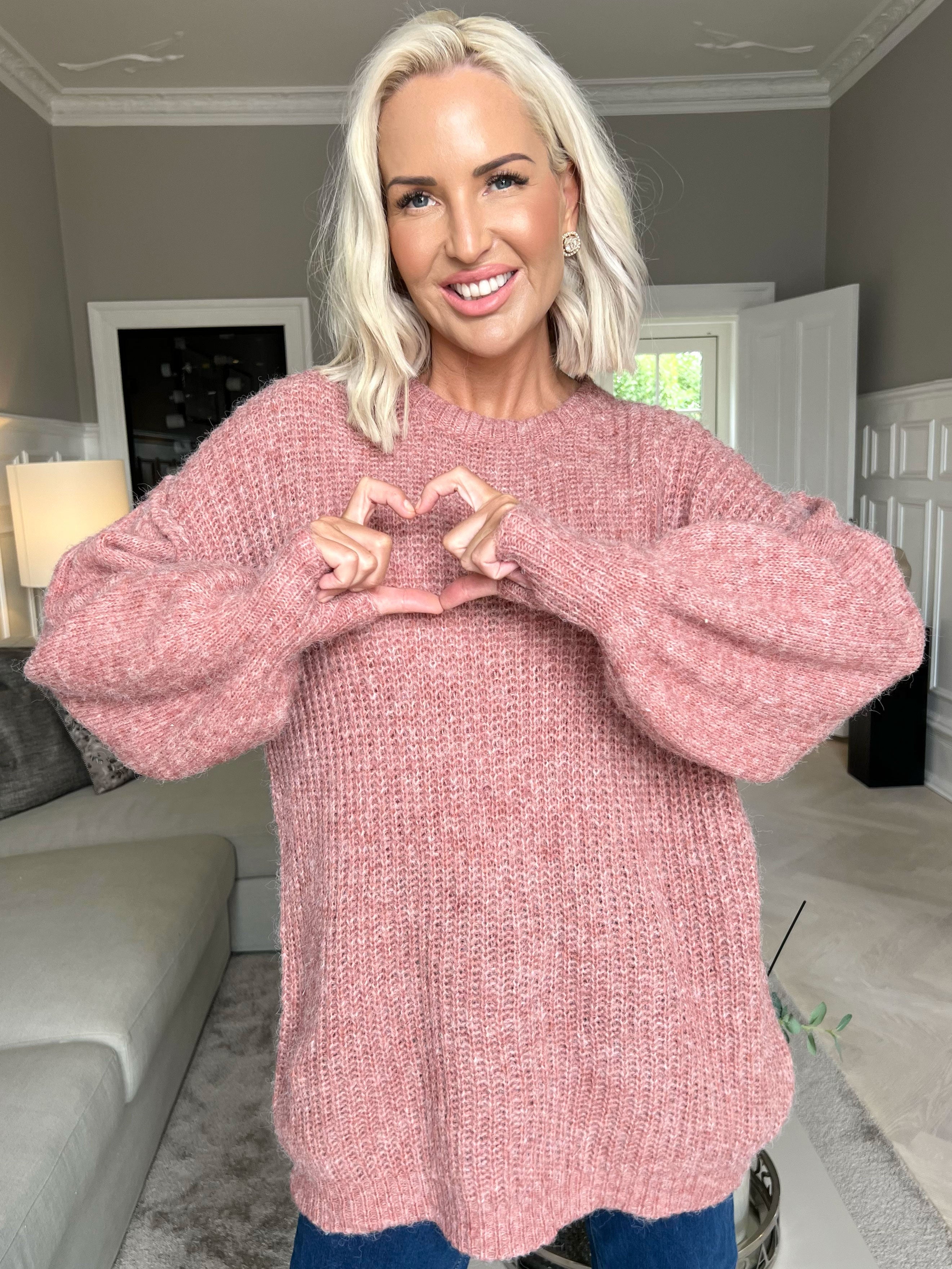 Leana - Lång mjuk stickad blus med ballongärmar